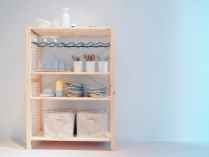 狭い部屋の上手に片づける4つのポイントと収納アイデアを紹介